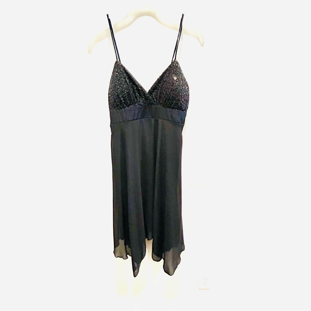 XOXO Spaghetti Strap Formal Dress -Black. Beautiful detail. Sz Medium.